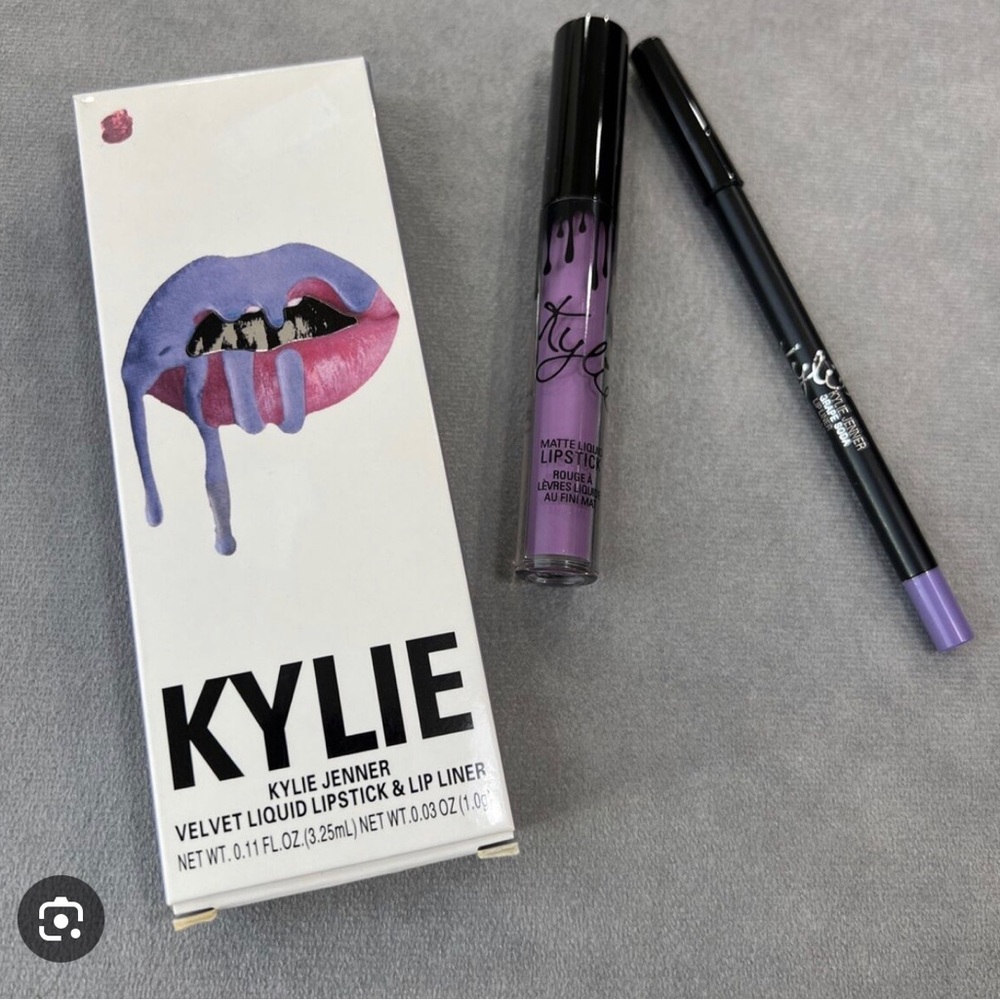 KYLIE LipKit GrapeSoda